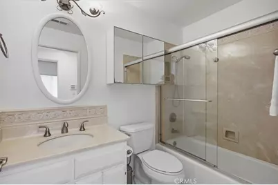 13607 Hindry Avenue, Hawthorne, CA 90250 - Photo 20