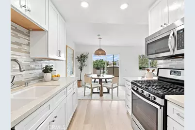 2120 Dufour Avenue #2, Redondo Beach, CA 90278 - Photo 8