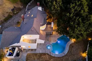 15604 Saddleback, Canyon Country, CA 91387 - Photo 4