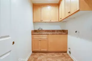 15604 Saddleback, Canyon Country, CA 91387 - Photo 20