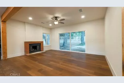 15604 Saddleback, Canyon Country, CA 91387 - Photo 8