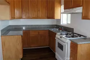 801 W F St, Wilmington, CA 90744 - Photo 6