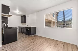 218 Thorne, Los Angeles, CA 90042 - Photo 52