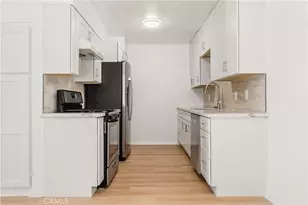 218 Thorne, Los Angeles, CA 90042 - Photo 16