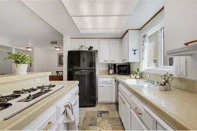 1404 Stanford Avenue, Redondo Beach, CA 90278 - Photo 8