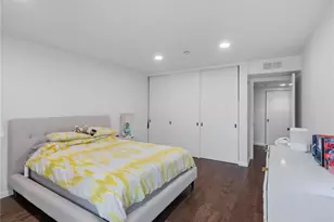 222 S Central Ave, Los Angeles, CA 90012 - Photo 16