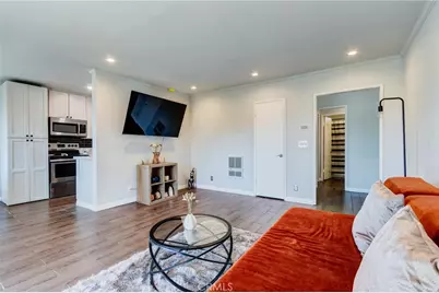 3734 S Canfield Ave #330, Los Angeles, CA 90034 - Photo 2