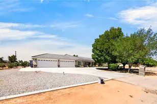 21031 Rancherias, Apple Valley, CA 92307 - Photo 2