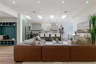 2171 W 26th Pl, Los Angeles, CA 90018 - Photo 8