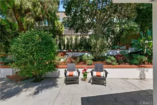 2171 W 26th Pl, Los Angeles, CA 90018 - Photo 30