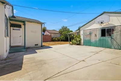15313 Roselle Avenue, Lawndale, CA 90260 - Photo 12