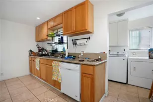 1218 W D St, Wilmington, CA 90744 - Photo 12