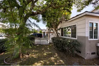 1218 W D Street, Wilmington, CA 90744 - Photo 2