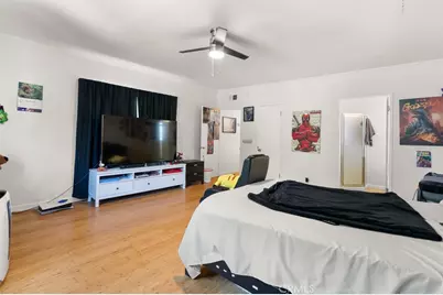 1467 W I Street, Wilmington, CA 90744 - Photo 20