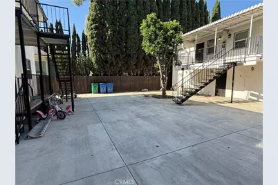 943 Chestnut Avenue, Long Beach, CA 90813 - Photo 10