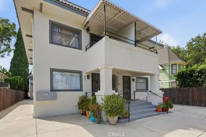 943 Chestnut Avenue, Long Beach, CA 90813 - Photo 1