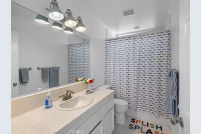 710 N Irena Avenue #A, Redondo Beach, CA 90277 - Photo 10