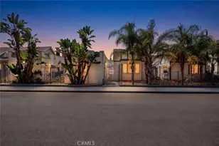 526 534 W 47th St, Los Angeles, CA 90037 - Photo 2