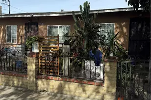 1515 E Young, Wilmington, CA 90744 - Photo 6
