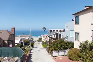 223 32nd St, Manhattan Beach, CA 90266 - Photo 2