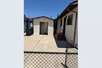 398 W 11th Street, San Pedro, CA 90731 - Photo 4
