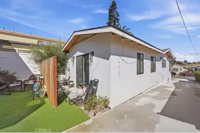 2641 S Kerckhoff Avenue, San Pedro, CA 90731 - Photo 2
