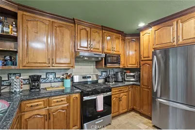 3855 W 107th, Inglewood, CA 90303 - Photo 10