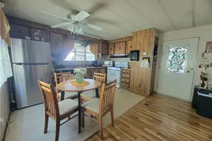 300 E Arbor St, Long Beach, CA 90805 - Photo 4