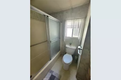 300 E Arbor St #18, Long Beach, CA 90805 - Photo 8