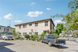 6870 Woodley Ave, Van Nuys, CA 91406 - Photo 2
