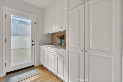 719 N Maria Avenue, Redondo Beach, CA 90277 - Photo 26