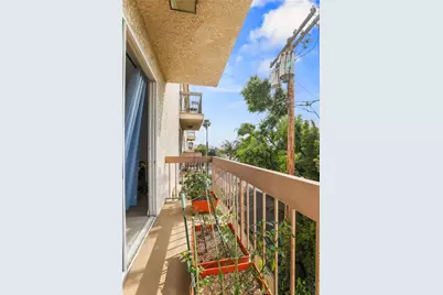 2263 Fox Hills Drive #203, Los Angeles, CA 90064 - Photo 18