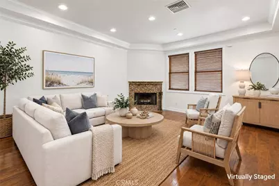 1551 Artesia Boulevard #4, Manhattan Beach, CA 90266 - Photo 2