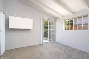 19841 Hamlin St, Woodland Hills, CA 91367 - Photo 28