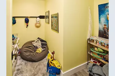 1005 E Walnut, El Segundo, CA 90245 - Photo 24