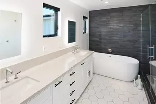 1005 E Walnut, El Segundo, CA 90245 - Photo 18