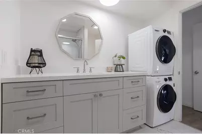 366 S Miraleste, San Pedro, CA 90732 - Photo 4