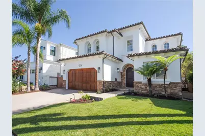 1226 8th Street, Manhattan Beach, CA 90266 - Photo 2