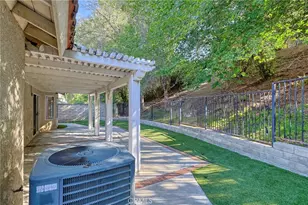 28790 Shadow Valley, Saugus, CA 91390 - Photo 26