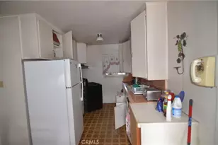 601 S Clymar, Compton, CA 90220 - Photo 2