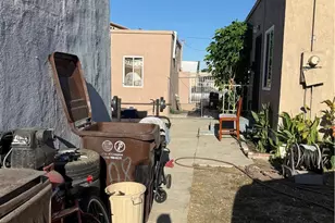 208 E Poplar, Compton, CA 90220 - Photo 12