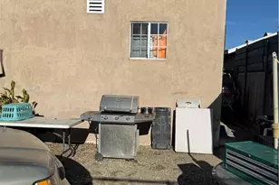 208 E Poplar, Compton, CA 90220 - Photo 14
