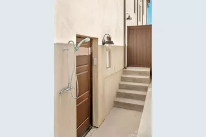 401 4th Street, Manhattan Beach, CA 90266 - Photo 52