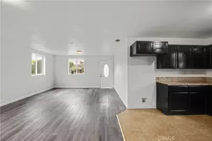 149 W Colden Ave, Los Angeles, CA 90003 - Photo 8