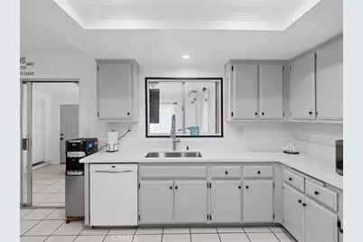 512 E 8th Street, Pomona, CA 91766 - Photo 10