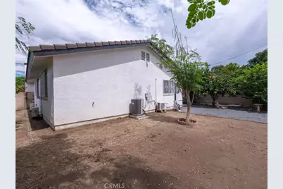 512 E 8th Street, Pomona, CA 91766 - Photo 28