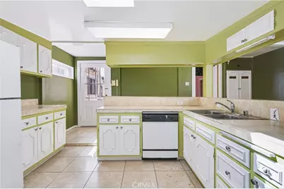 624 Esplanade, Redondo Beach, CA 90277 - Photo 8
