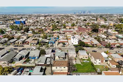 162 W 65th Street, Los Angeles, CA 90003 - Photo 6