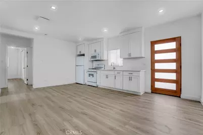 162 W 65th Street, Los Angeles, CA 90003 - Photo 16