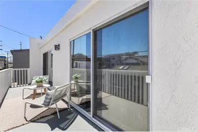 732 Hermosa Avenue, Hermosa Beach, CA 90254 - Photo 4